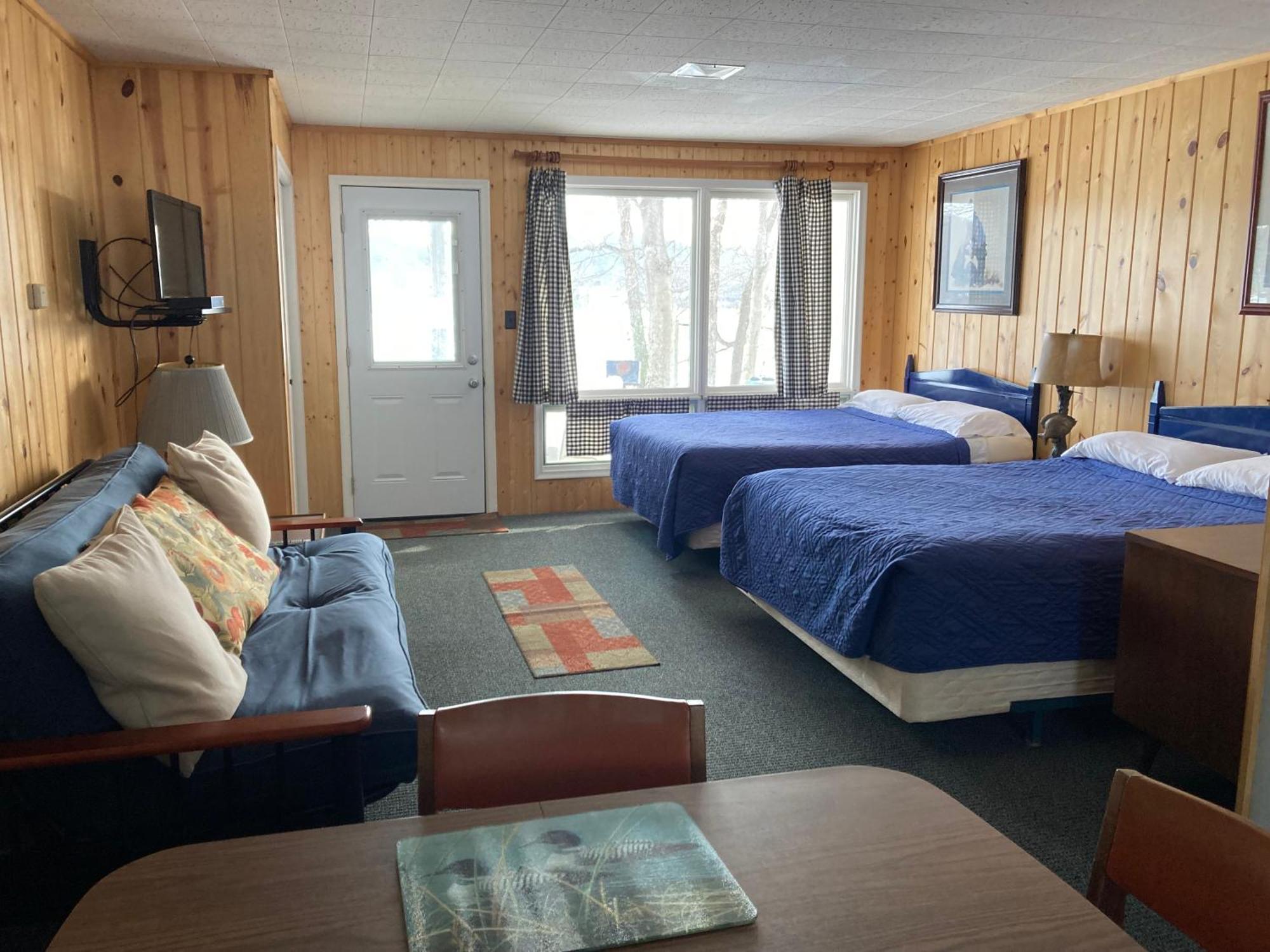 Dixon Lake Resort Motel Gaylord Exterior photo