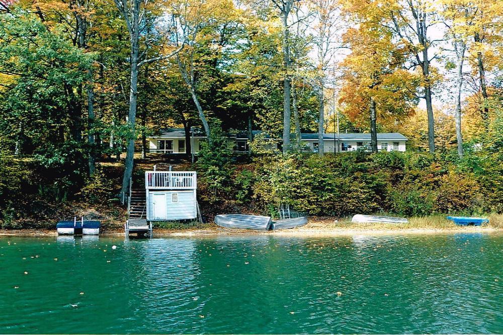 Dixon Lake Resort Motel Gaylord Exterior photo