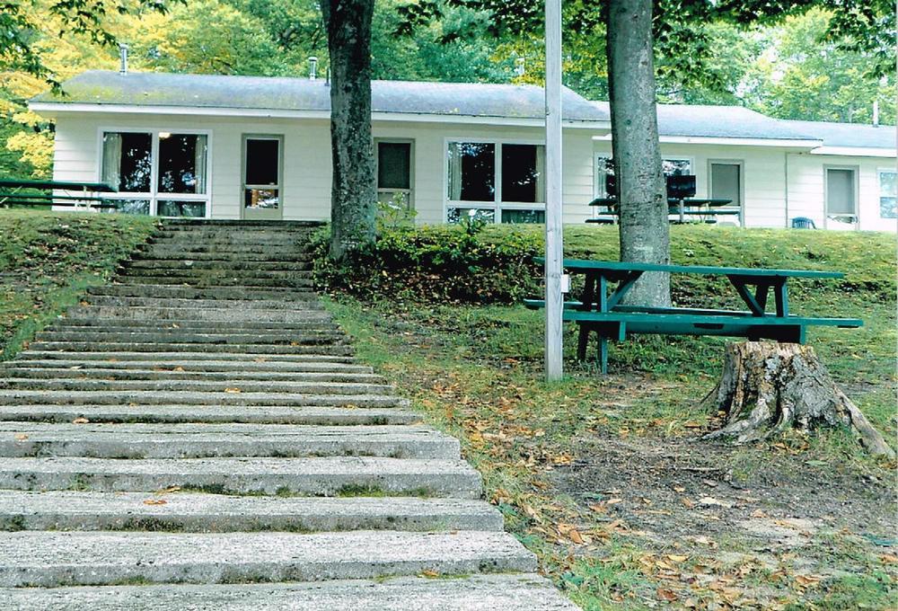 Dixon Lake Resort Motel Gaylord Exterior photo