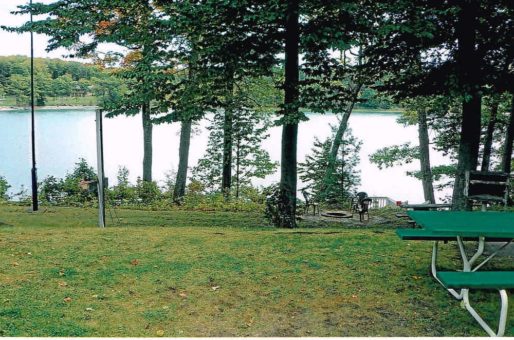 Dixon Lake Resort Motel Gaylord Exterior photo
